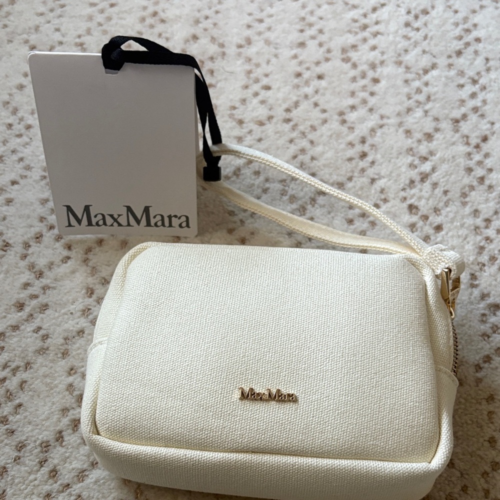 NWT Max Mara Leccio MM Beauty Case Cream Canvas Wristlet Clutch - Picture 2 of 11